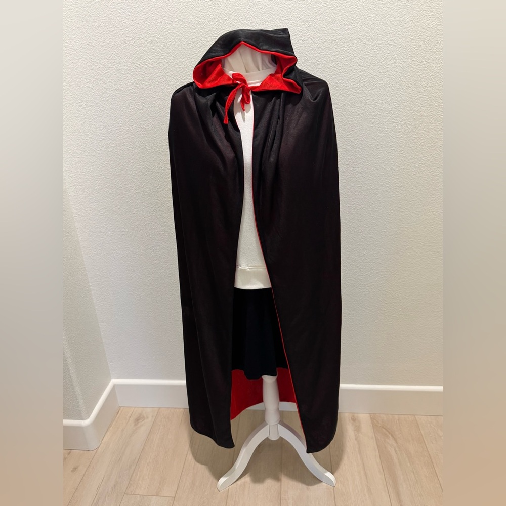 Costume/Halloween Reversible Long Hooded Cape Unisex